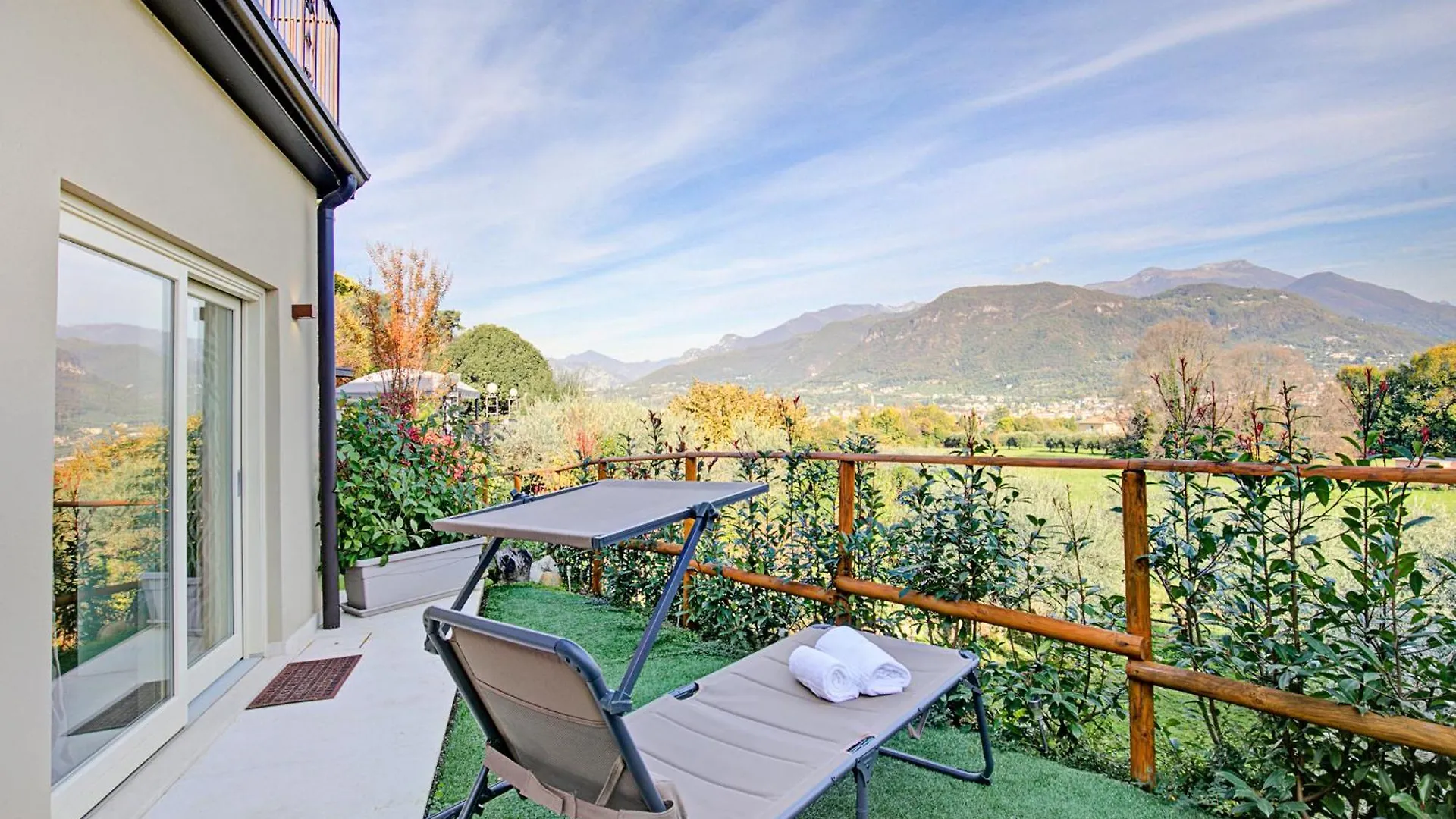 Priscilla House- Happy Rentals Salo