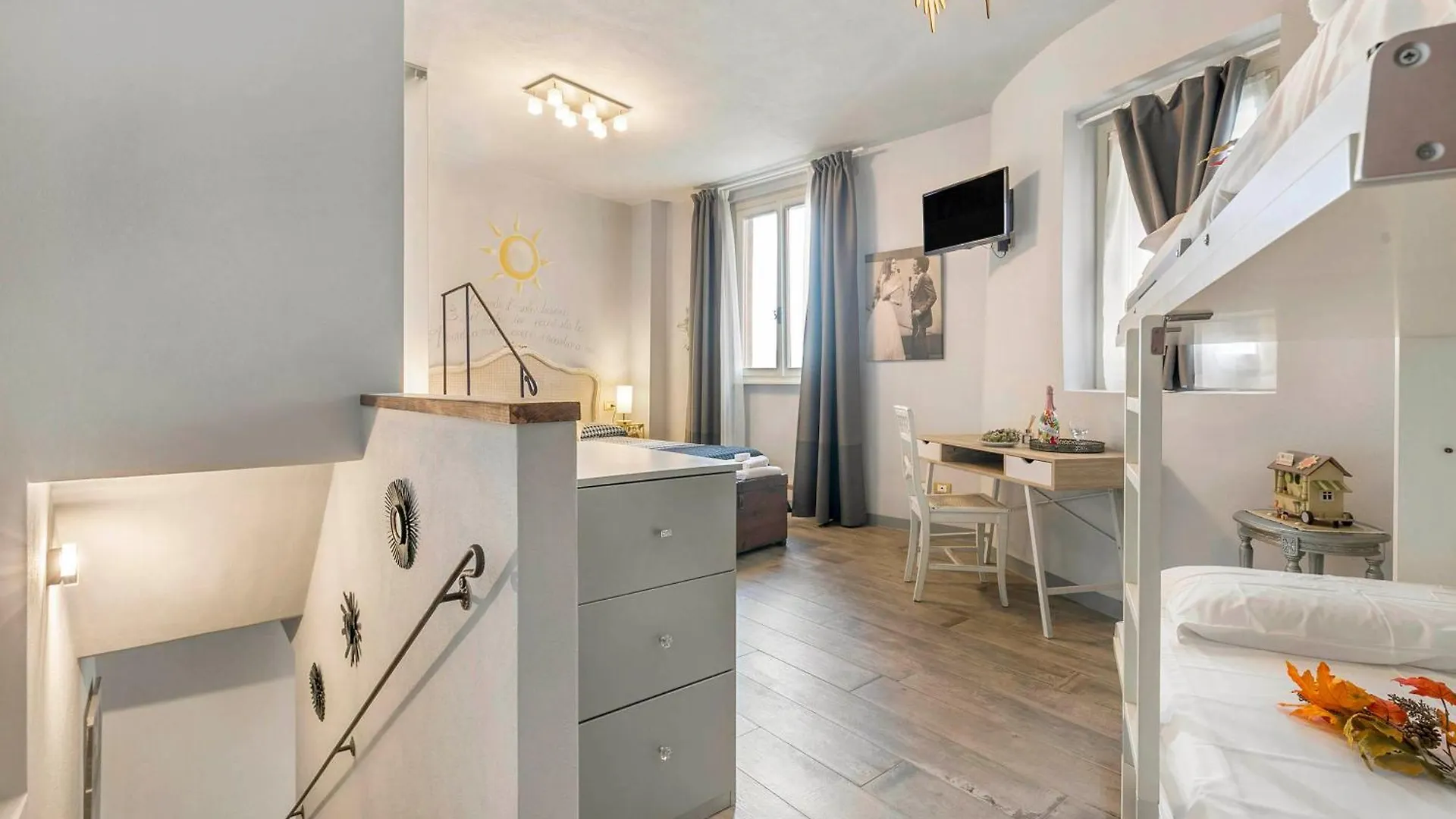 Priscilla House- Happy Rentals Salo