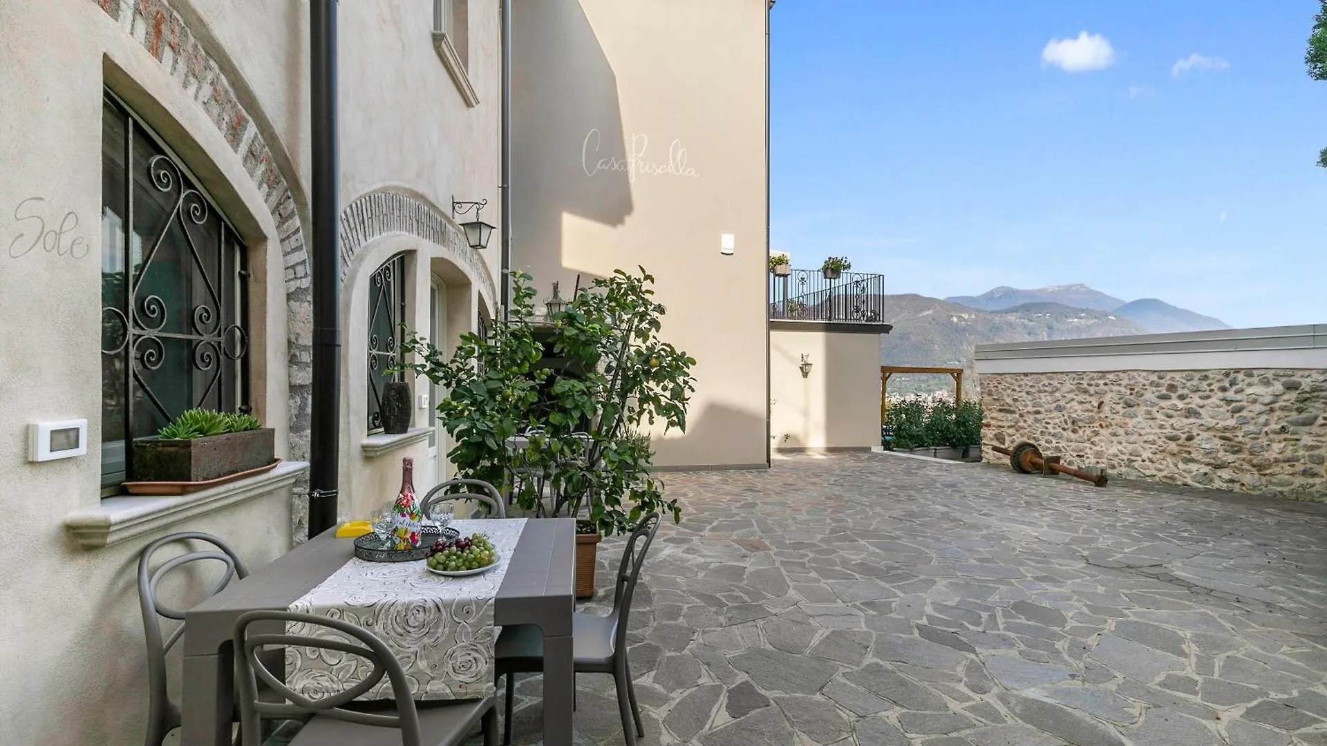 Apartment Priscilla House- Happy Rentals Salo